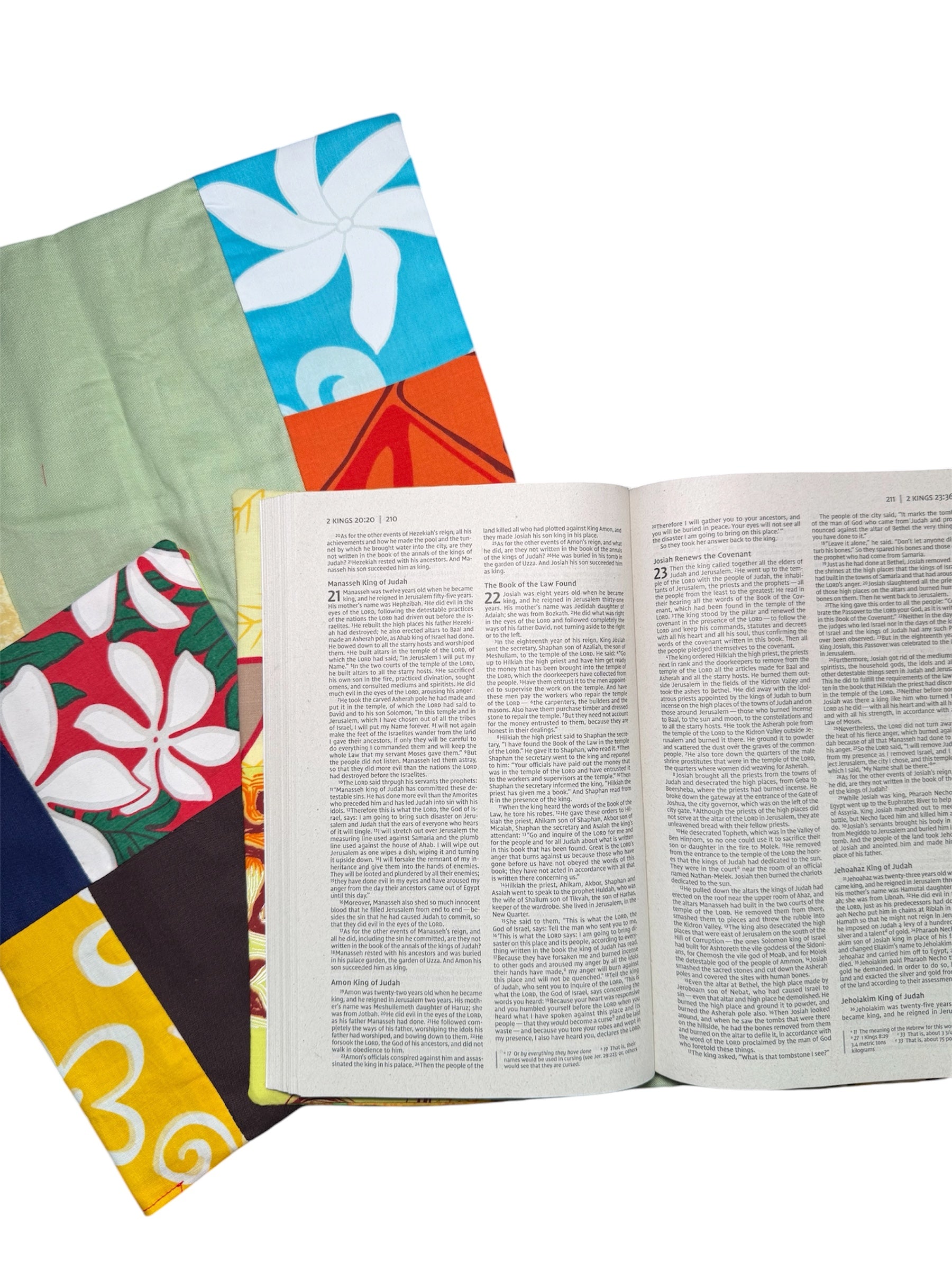 Baibala book sleeve
